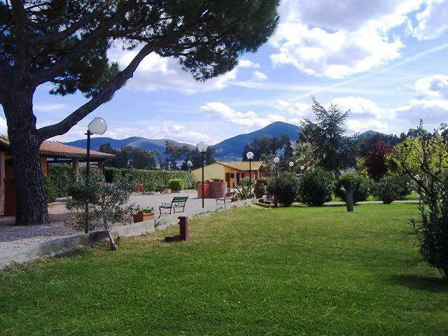 Tortuga Casa Vacanze スカルリーノ 0*,  イタリア